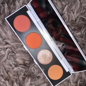 Colourpop eyeshadow pallet